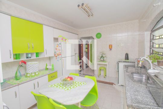 Cozinha de casa à venda com 2 quartos, 166m² em Jardim Cotiana, São Paulo