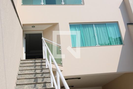Frente da Casa de casa à venda com 3 quartos, 248m² em Olímpico, São Caetano do Sul