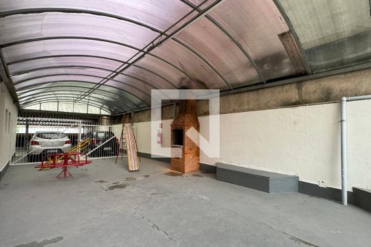 Playground de apartamento para alugar com 2 quartos, 64m² em Jardim Barueri, Barueri