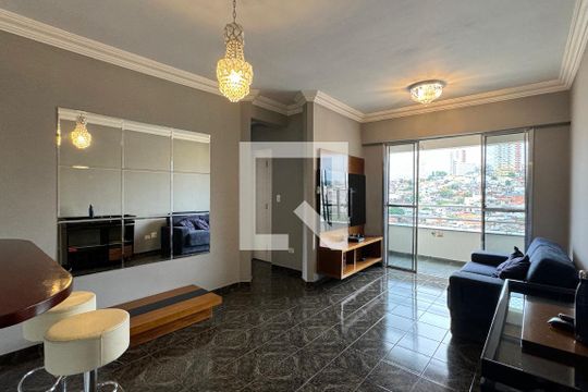 Apartamento para alugar com 2 quartos, 64m² em Jardim Barueri, Barueri