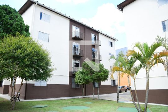 Fachada de apartamento para alugar com 2 quartos, 72m² em Jardim da Gloria, Cotia