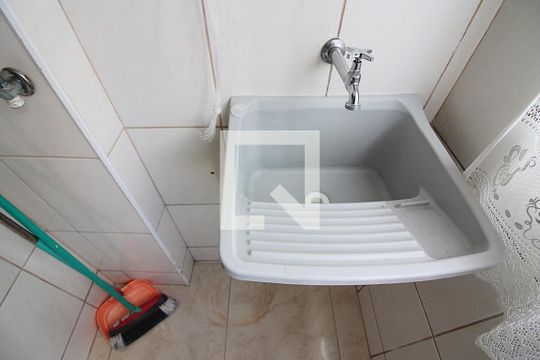 Área de Serviço de apartamento para alugar com 2 quartos, 58m² em Paulicéia, São Bernardo do Campo