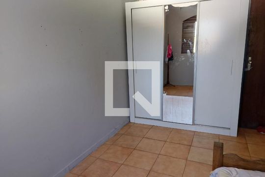 Quarto 2 de casa para alugar com 3 quartos, 300m² em Centro, Contagem