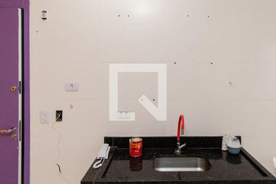 Sala e Cozinha   de apartamento à venda com 2 quartos, 43m² em Vila Mazzei, São Paulo