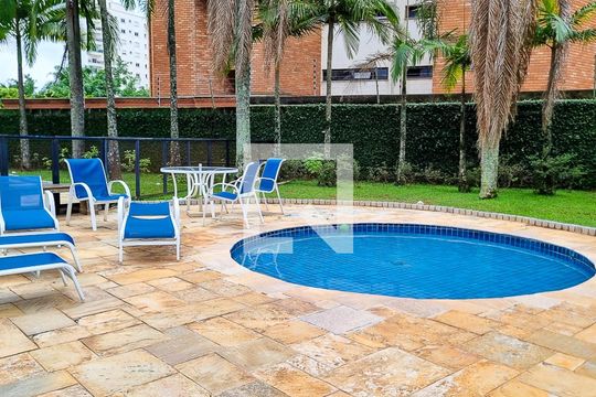Área comum - Piscina de apartamento para alugar com 3 quartos, 200m² em Vila Suzana, São Paulo