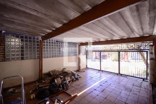 Garagem de casa à venda com 4 quartos, 220m² em Vila Marte, São Paulo