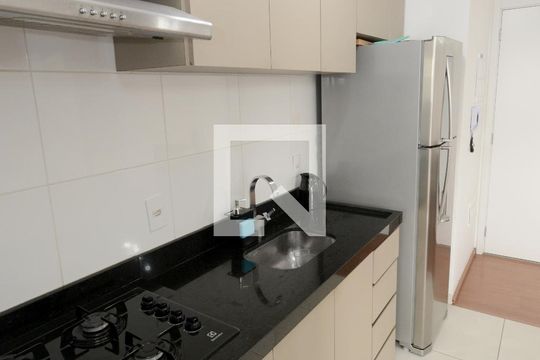 Cozinha de apartamento à venda com 2 quartos, 49m² em Socorro, São Paulo