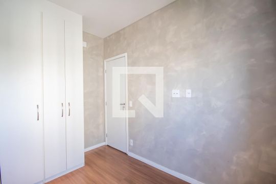 Quarto 1 de apartamento para alugar com 2 quartos, 37m² em Presidente Altino, Osasco