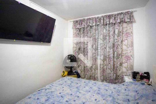 Quarto 1 de apartamento à venda com 2 quartos, 43m² em Campanário, Diadema