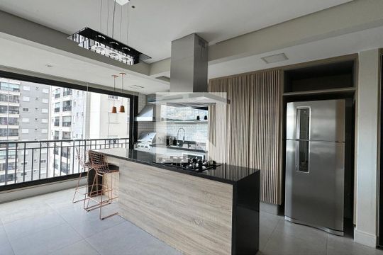 Cozinha de apartamento à venda com 2 quartos, 81m² em Alphaville Empresarial, Barueri