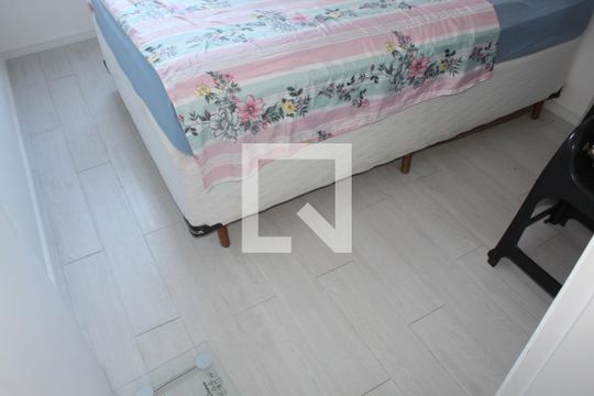 Quarto 1 de apartamento para alugar com 2 quartos, 48m² em Jardim Pioneira, Cotia