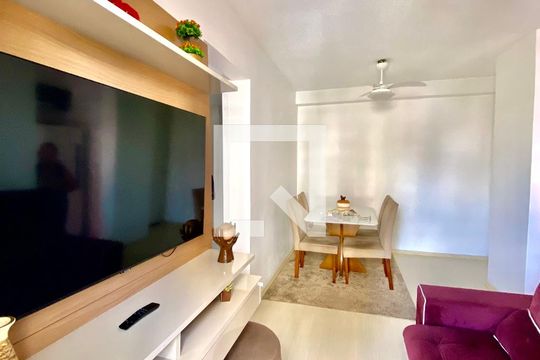 Sala de apartamento à venda com 2 quartos, 48m² em Engenho de Dentro, Rio de Janeiro
