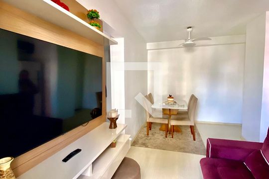 Sala de apartamento à venda com 2 quartos, 48m² em Engenho de Dentro, Rio de Janeiro