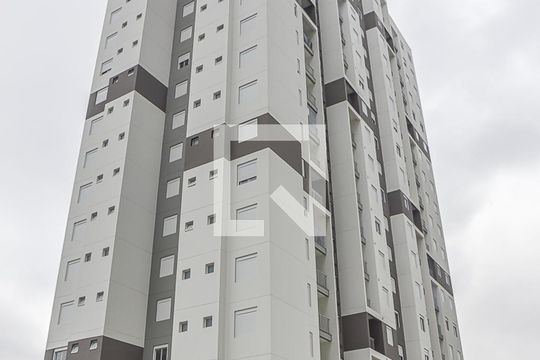 Fachada do bloco de apartamento para alugar com 2 quartos, 50m² em Rudge Ramos, São Bernardo do Campo