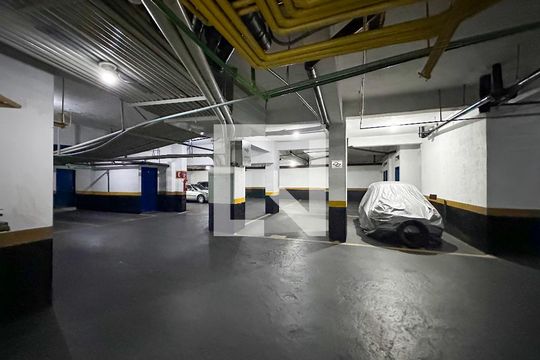 Garagem de apartamento à venda com 3 quartos, 88m² em Vila Congonhas, São Paulo