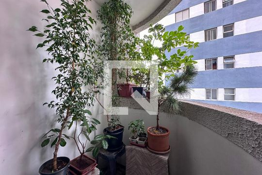 Sacada de apartamento à venda com 3 quartos, 88m² em Vila Congonhas, São Paulo