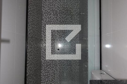 Banheiro de apartamento à venda com 2 quartos, 40m² em Vila Antonieta, São Paulo