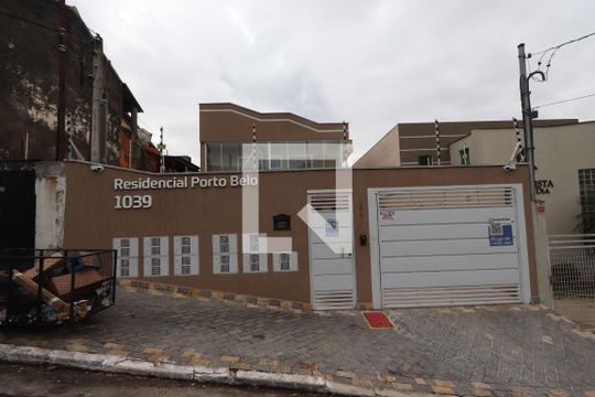Fachada de apartamento à venda com 2 quartos, 40m² em Vila Antonieta, São Paulo