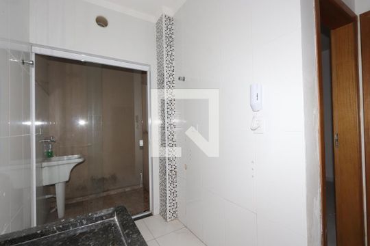 Sala/Cozinha de apartamento à venda com 2 quartos, 40m² em Vila Antonieta, São Paulo