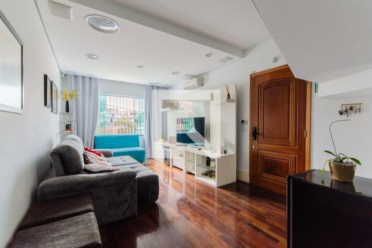 Casa à venda com 3 quartos, 198m² em Jardim da Gloria, São Paulo