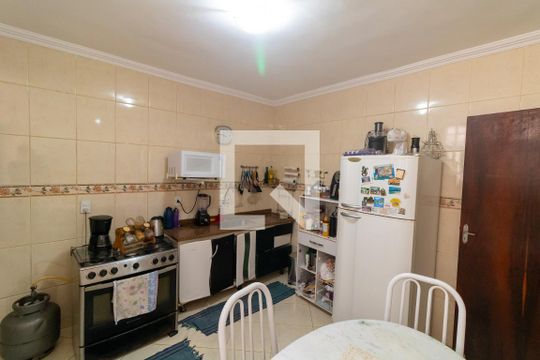 Cozinha de casa à venda com 3 quartos, 80m² em Vila Guilhermina, São Paulo