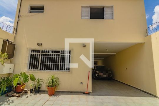 Fachada de casa à venda com 3 quartos, 252m² em Vila Santa Catarina, São Paulo