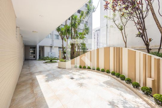 Área comum de apartamento à venda com 2 quartos, 76m² em Pinheiros, São Paulo
