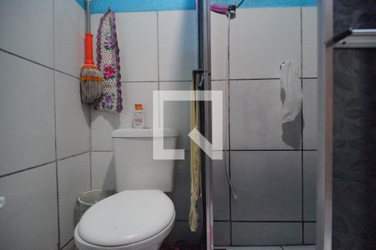 Banheiro de apartamento para alugar com 2 quartos, 42m² em Santo Afonso, Novo Hamburgo