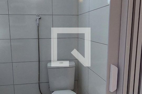 Banheiro de casa para alugar com 1 quarto, 25m² em Jardim Santa Cruz (campo Grande), São Paulo