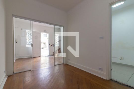 Sala de casa à venda com 3 quartos, 130m² em Jardim Paulista, São Paulo