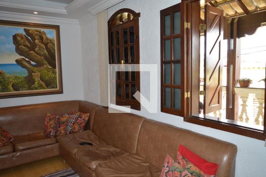 Sala 1 de casa à venda com 4 quartos, 550m² em Fonte Grande, Contagem