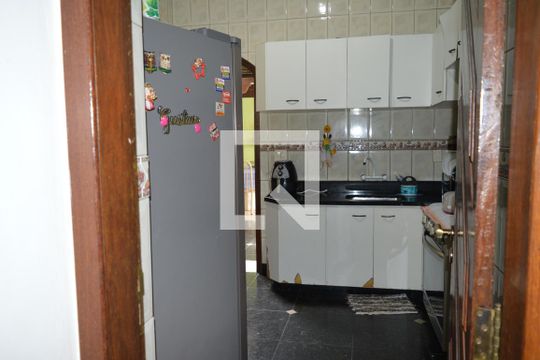 Cozinha de casa à venda com 4 quartos, 550m² em Fonte Grande, Contagem