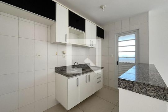 Cozinha  de apartamento para alugar com 2 quartos, 50m² em Vila Mascote, São Paulo