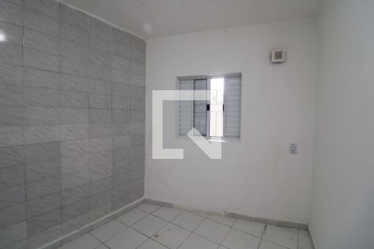 Quarto de casa para alugar com 1 quarto, 50m² em Parque Santa Madalena, São Paulo