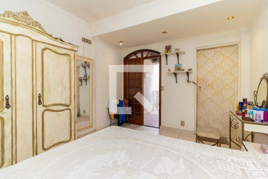 Quarto 1 - Suíte de casa à venda com 2 quartos, 102m² em Vila Carmosina, São Paulo