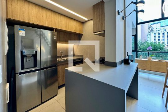 Cozinha de apartamento à venda com 3 quartos, 115m² em Vila Olímpia, São Paulo