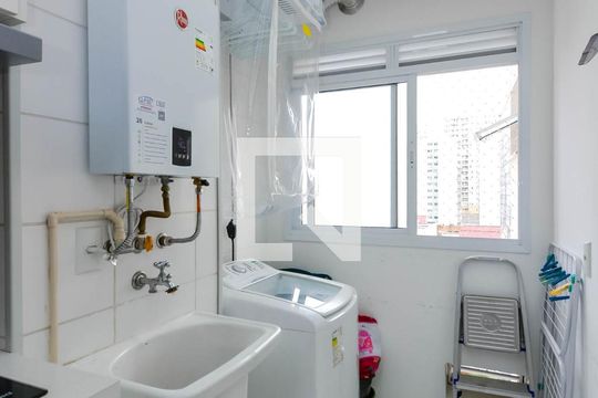 Área de Serviço de apartamento para alugar com 3 quartos, 75m² em Jardim Flor da Montanha, Guarulhos