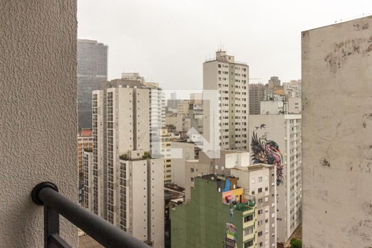 Varanda - Vista de kitnet/studio à venda com 1 quarto, 26m² em Vila Buarque, São Paulo