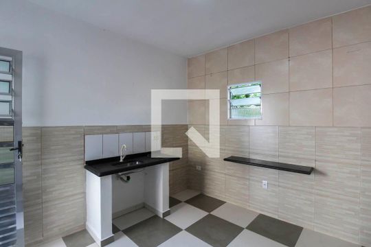 Sala/Cozinha de casa para alugar com 1 quarto, 70m² em Vila California, São Paulo