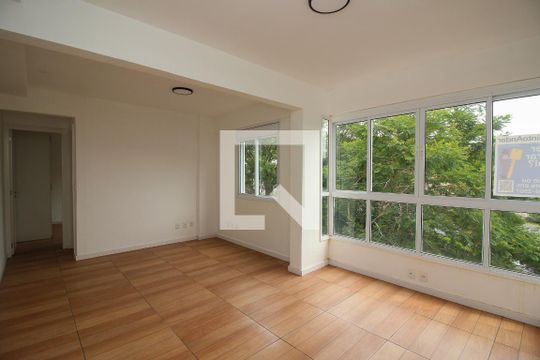 Apartamento para alugar com 1 quarto, 42m² em Cavalhada, Porto Alegre