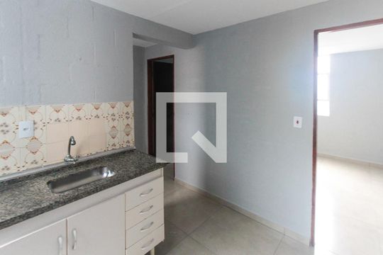 Cozinha de apartamento à venda com 2 quartos, 42m² em Jardim Sapopemba, São Paulo