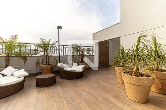 Lounge de kitnet/studio para alugar com 1 quarto, 24m² em Consolação, São Paulo