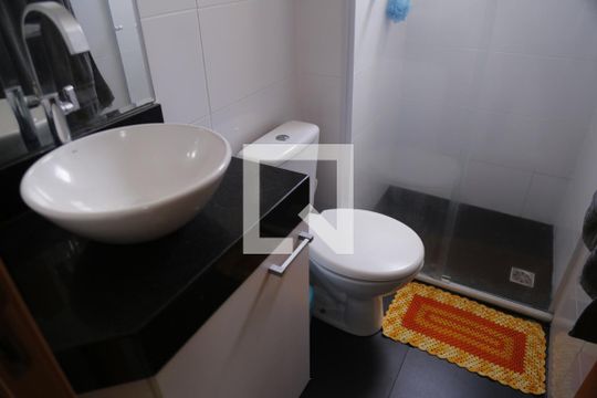 Banheiro de apartamento à venda com 2 quartos, 47m² em Jardim Iris, São Paulo