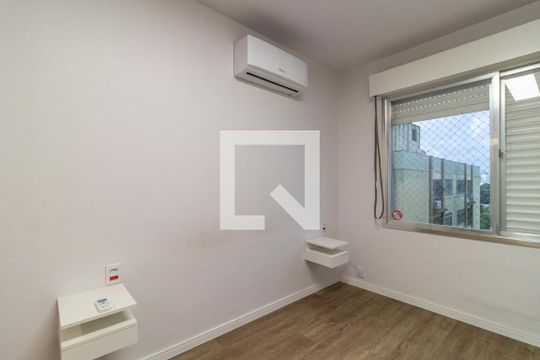 Quarto 1 de apartamento para alugar com 1 quarto, 46m² em Cristal, Porto Alegre