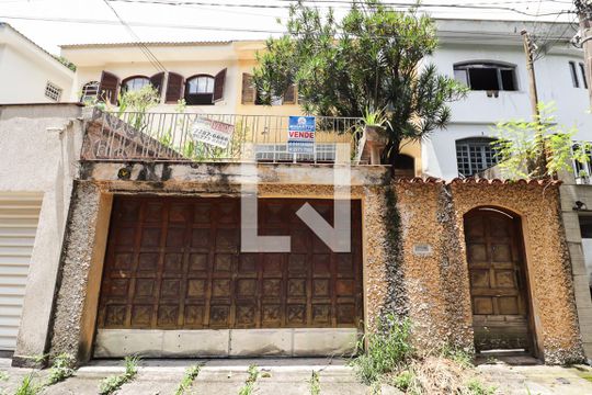 Fachada de casa à venda com 4 quartos, 160m² em Parque Mandaqui, São Paulo