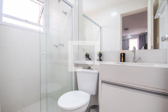 Banheiro de apartamento à venda com 2 quartos, 57m² em Novo Osasco, Osasco