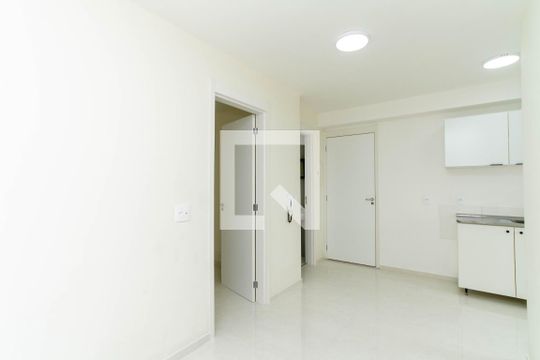 Sala de apartamento para alugar com 2 quartos, 37m² em Vila das Bandeiras, Guarulhos