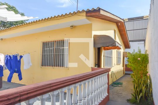 Edícula de casa à venda com 2 quartos, 355m² em Vila Helena, São Bernardo do Campo