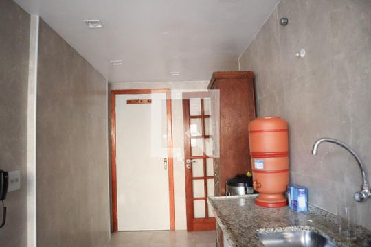 Cozinha de apartamento à venda com 3 quartos, 110m² em Ingá, Niterói