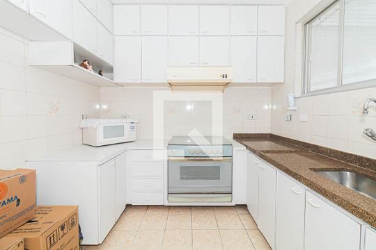 Cozinha de apartamento à venda com 3 quartos, 97m² em Vila Albertina, São Paulo